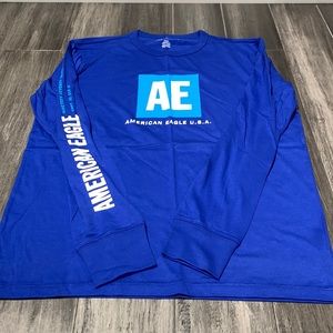 Mens American Eagle standard fit long sleeve graphic tee